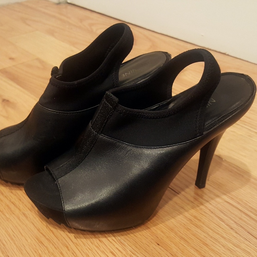 Nine West Black Slingback Sporty Heels